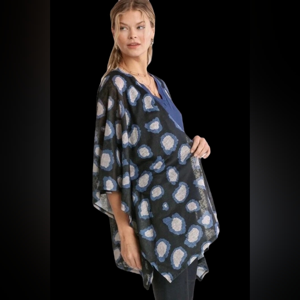 Umgee Black Animal Print Kimono